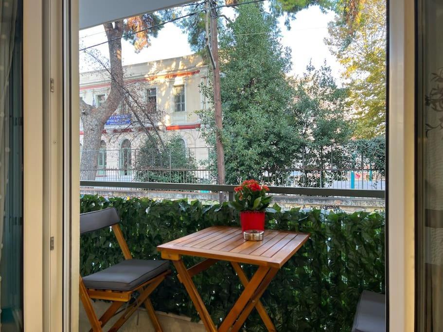 Green Studio Apartment Thessaloniki Exterior photo